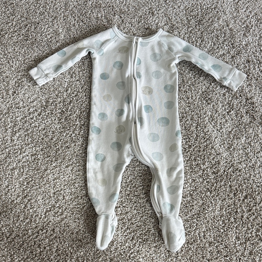 Pehr Cream Footed One-Piece with Pale Blue Sleepy Moons